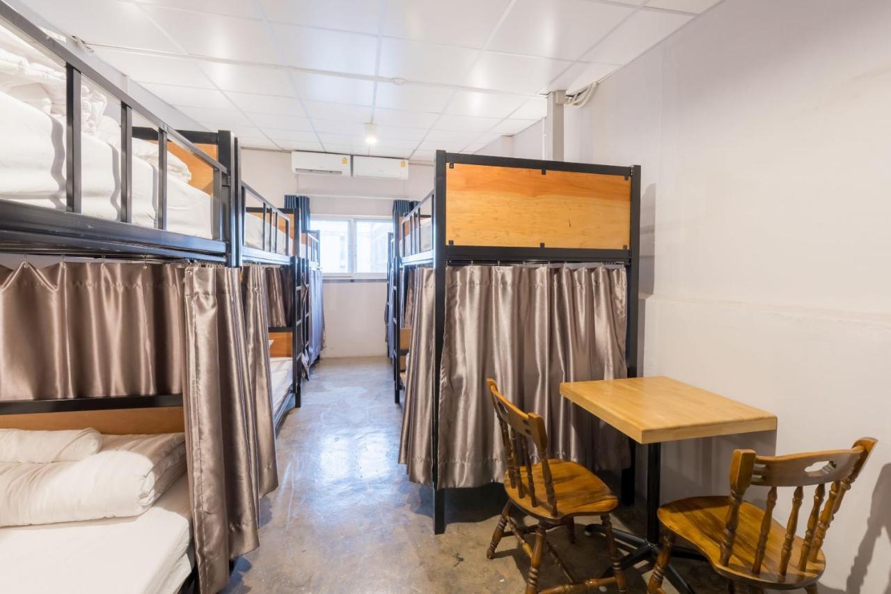 בנגקוק Hostel Lemon Siam Petchaburi Road מראה חיצוני תמונה